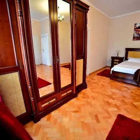 Gm 15 Apartment